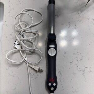 The Beachwaver Co. Black and Silver Curling Iron